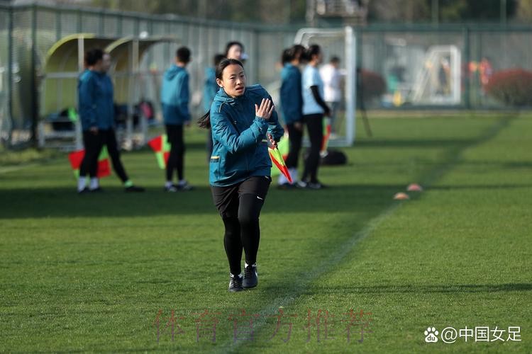 中国足协女子裁判培训班顺利举办